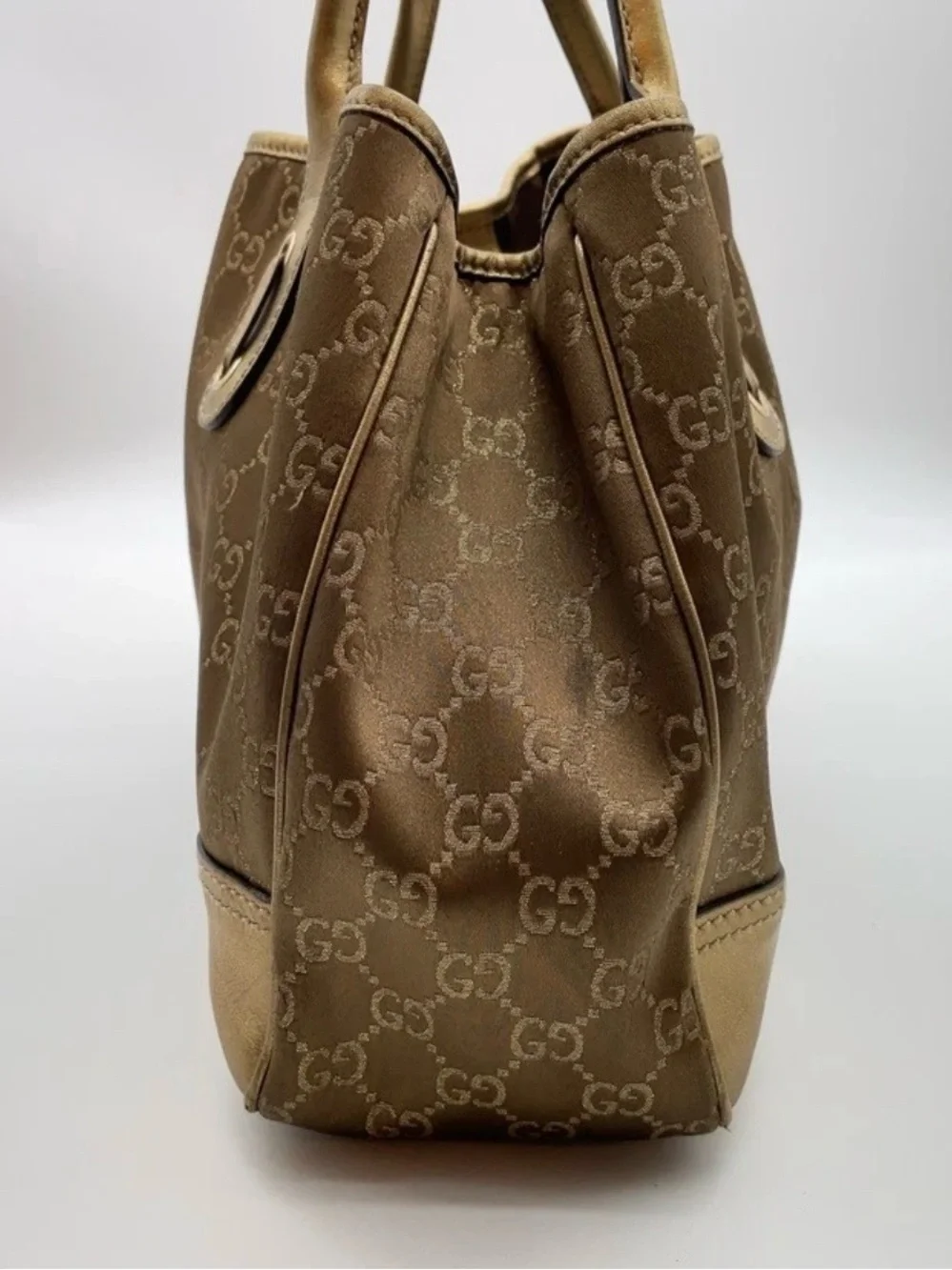Authentic Gucci Metallic Brown GG Monogram Shoulder Bag - Picture 9 of 16